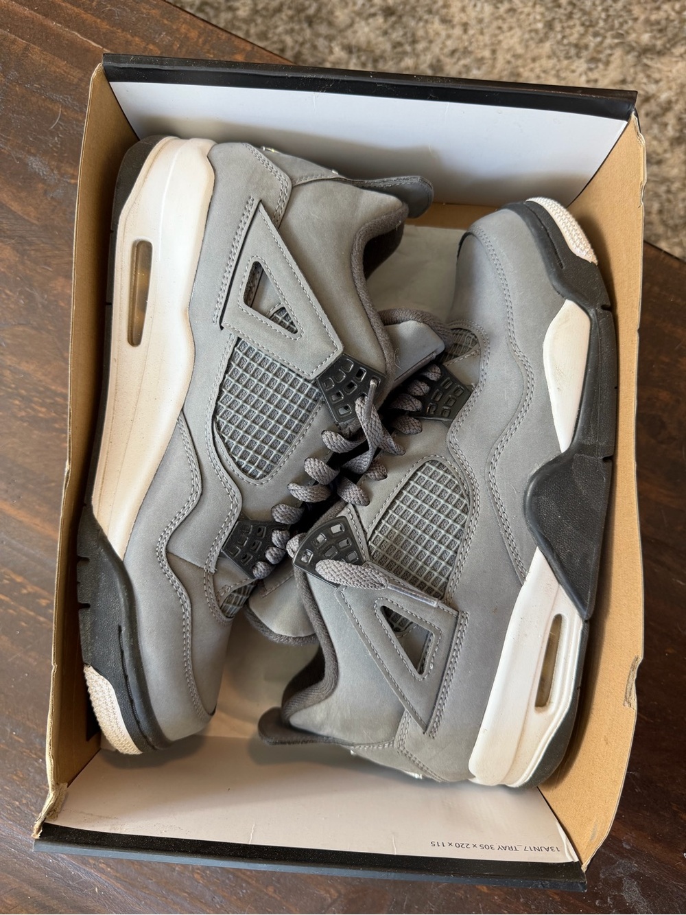2019 Nike Air Jordan 4 Retro in the iconic "Cool Grey" 9M - Picture 9 of 11
